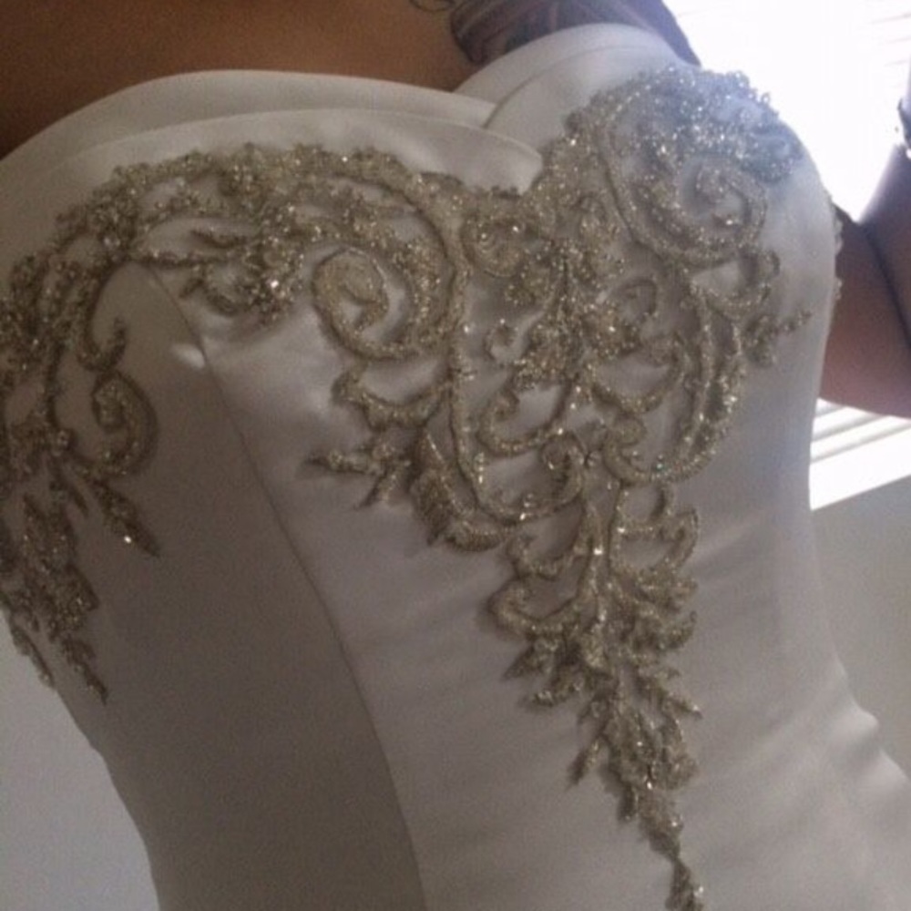 Wedding dress